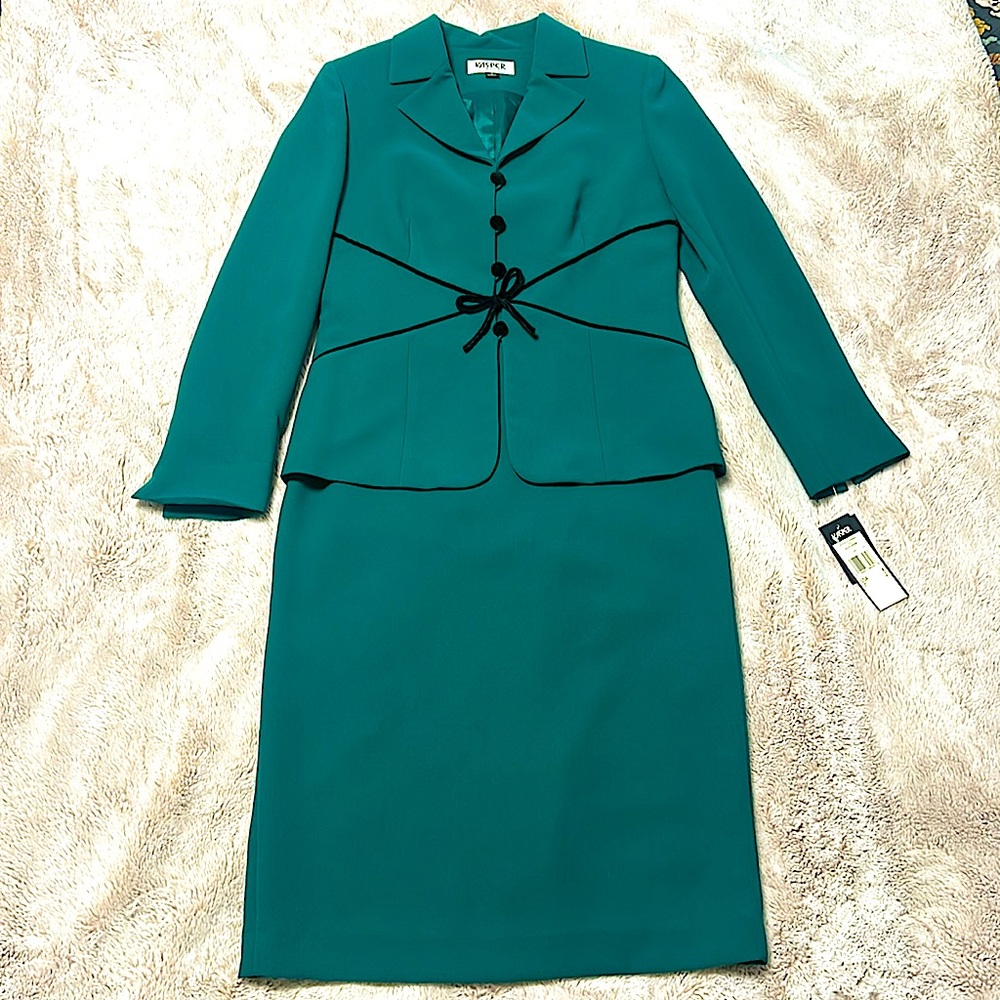 NWT Kasper two piece suit